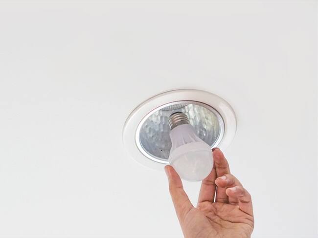 Natasha Avendaño, Superintendente de Servicios Públicos dijo que más de 100 mil quejas de usuarios están relacionadas con facturación.. Foto: Getty Images