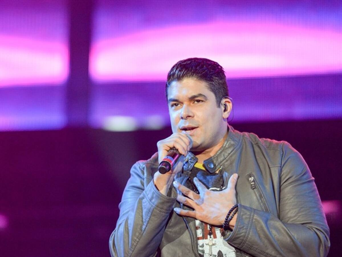 La caída de Jerry Rivera desde todos los ángulos