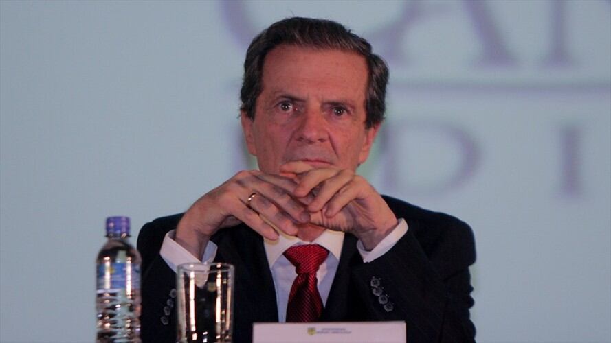 El ex ministro del interior, Fernando Londoño, hizo duras críticas al manejo del presidente Iván Duque del paro nacional. Foto: Colprensa