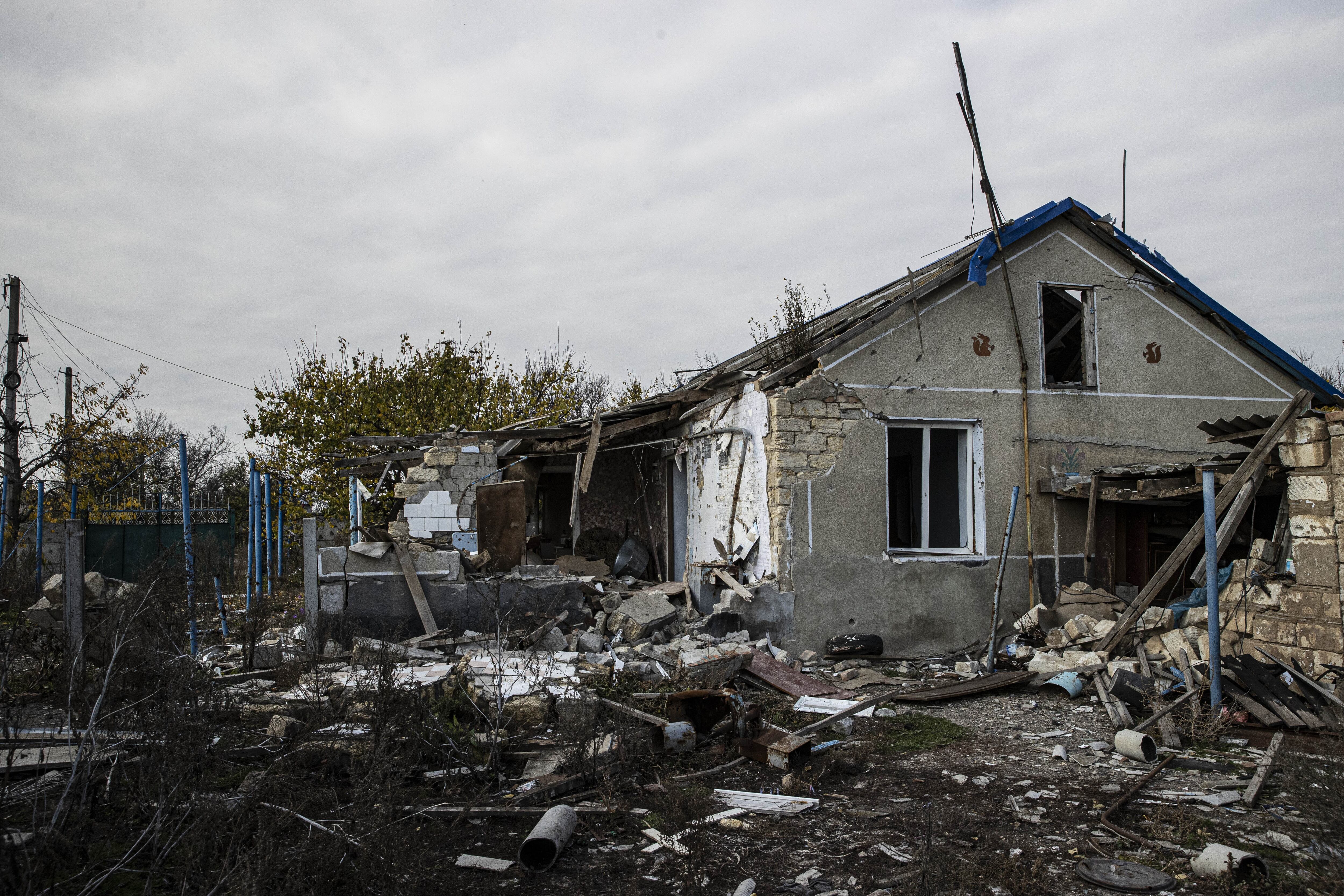 Artillería destruida en Jersón. (Photo by Metin Aktas/Anadolu Agency via Getty Images)