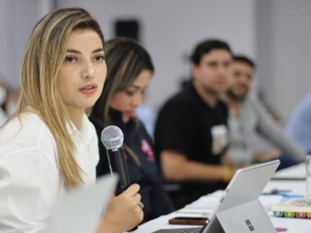 Procuraduría abrió investigación a secretaria de Gobernanza de Bucaramanga, Saharay Rojas