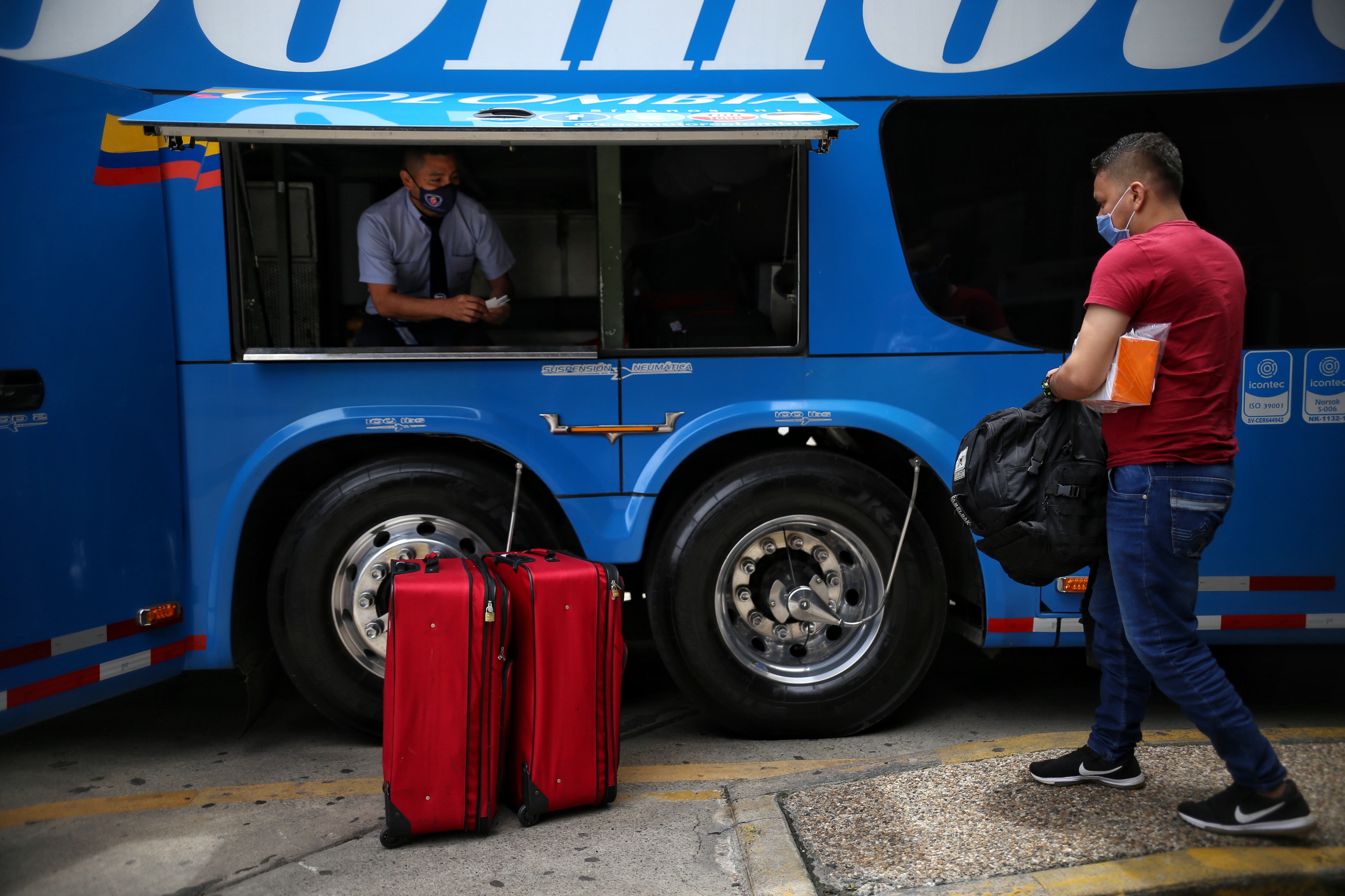 Transporte terrestre en Colombia. Foto: Colprensa.