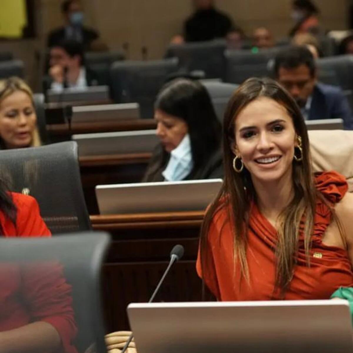 Mafe Carrascal se retractó tras señalar a Uribe de impedir avalúo catastral a campesinos