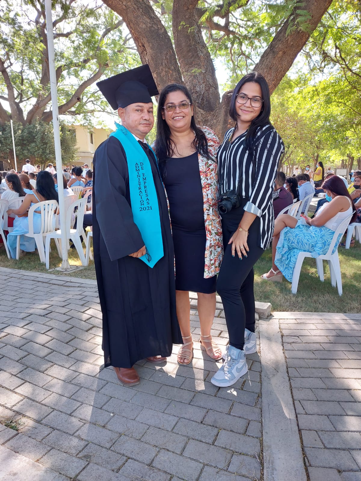 Alcides Rodríguez Ramírez, mecánico que se graduó de administración de empresas. Foto: Cortesía