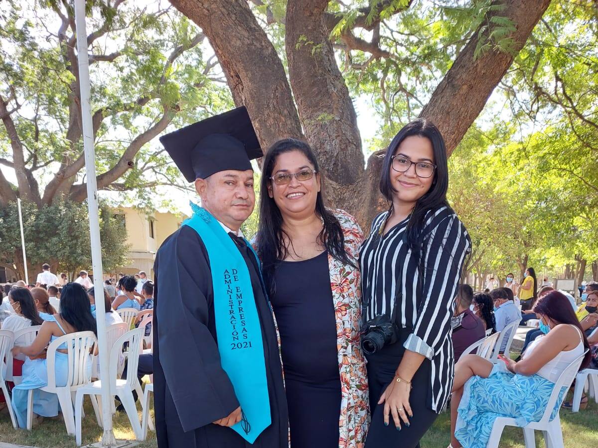 En Santa Marta un mecánico cumplió el sueño de ser profesional