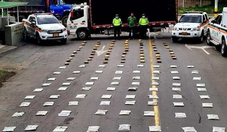 Marihuana tipo Creepy, sustancia que al parecer iba a ser trasladada hacia el Eje Cafetero. Foto: Comunicaciones FGN Cali
