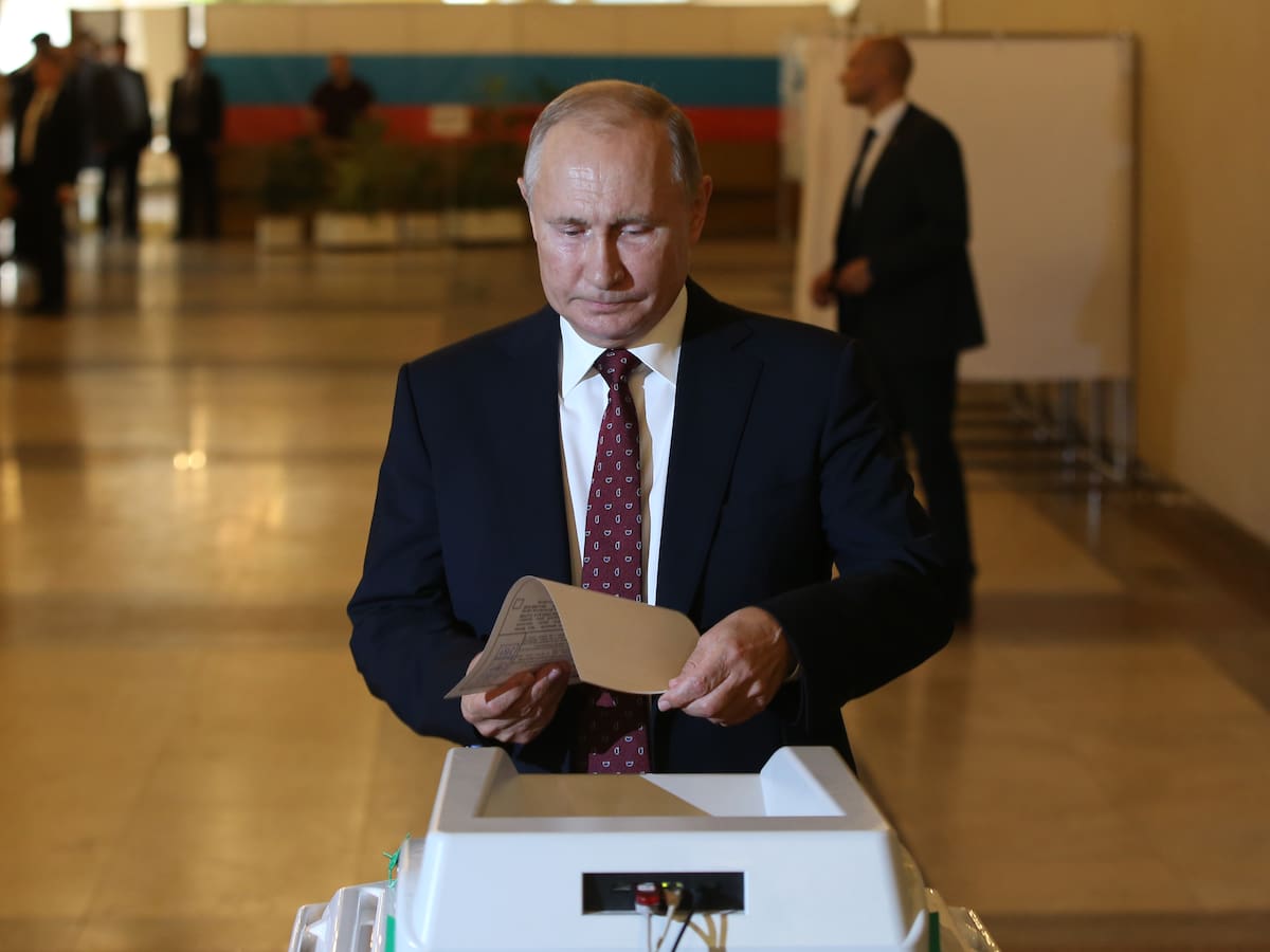 El partido del Kremlin gana legislativas con el 57,3% de votos, según primeros resultados
