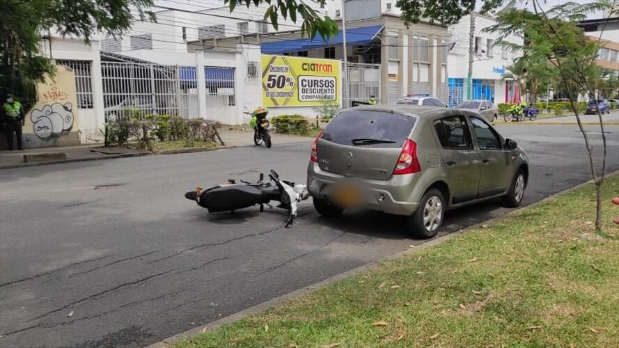 Las autoridades adelantan las investigaciones para establecer si se trató de un intento de hurto o fue un atentado sicarial contra el exfuncionario.. Foto: Cortesía