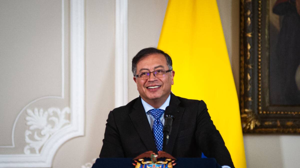 ¿Qué dicen desde el exterior sobre los 100 primeros días del Gobierno Petro?