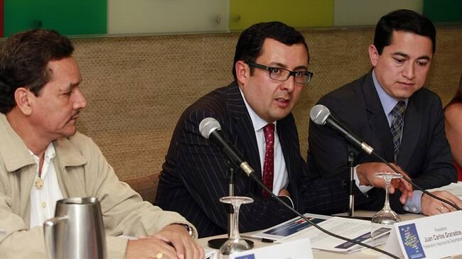 El contralor Juan Carlos Granados advirtió sobre un artículo en el proyecto del Plan Nacional de Desarrollo que contempla que del Impuesto Predial se destine el 5% para el Instituto Agustín Codazzi. Foto: Colprensa