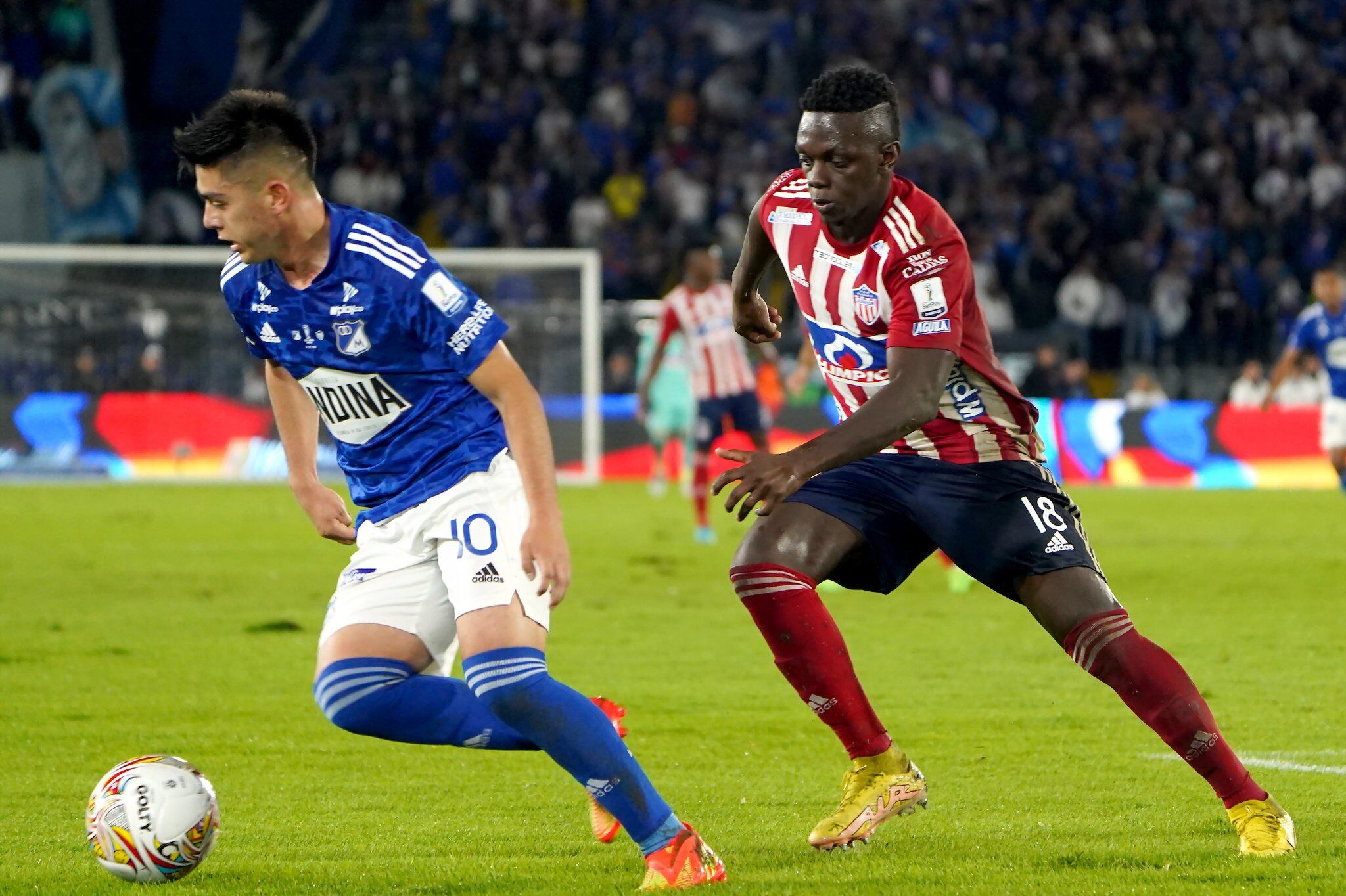 Daniel Ruíz y Edwuin Cetre. Millonarios vs Junior final copa colombia 2022. Foto: Dimayor