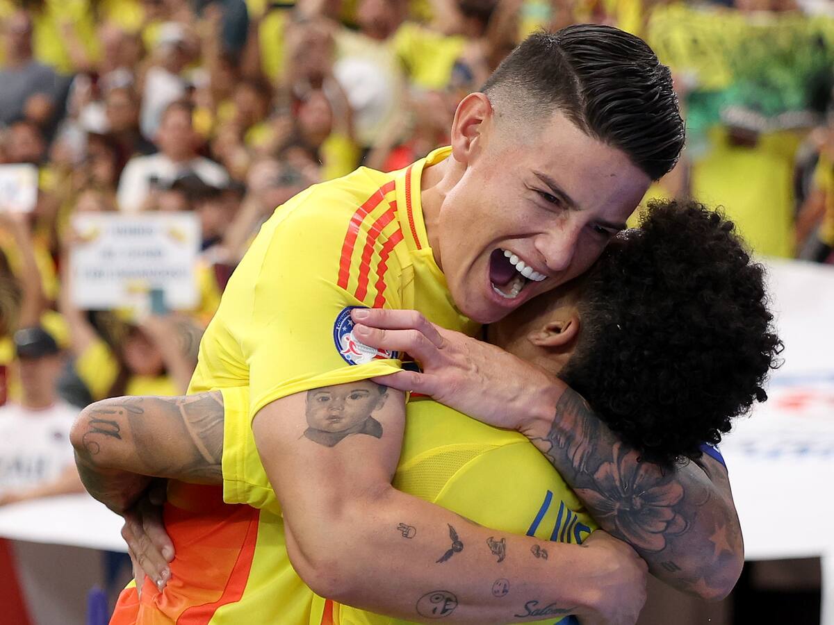 “Una pelota aceitada con suavidad”: narración de Martín de Francisco al gol de Lucho Díaz