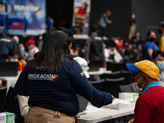 ¡Atento! Nueva jornada gratuita de entrega PPT: debe actualizar datos. Le explicamos - Imagen de referencia. Foto: Chepa Beltran/Long Visual Press/Universal Images Group via Getty Images