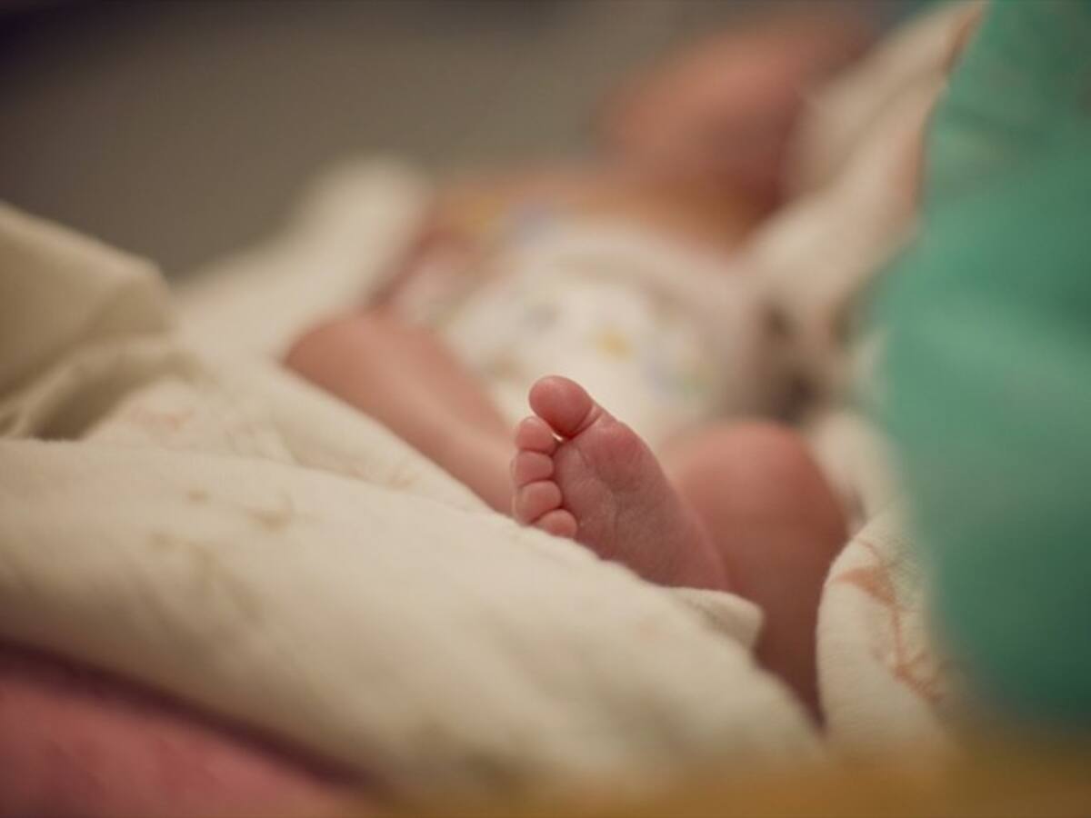 Mujer abandonó a su bebé recién nacida tras dar positivo en la prueba de COVID-19