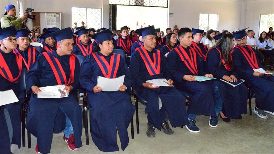 Más de 26 excombatientes de las Farc y 14 personas de la comunidad se capacitaron en procesos de calidad y mercado de caficultura. Foto: Gobernación del Cauca