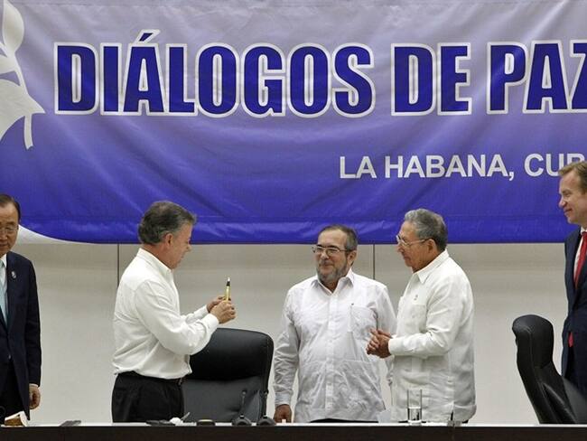 Gobierno y Farc firmaron los acuerdos para el fin del conflicto en Colombia el pasado 23 de junio de 2016. Foto: Agencia EFE