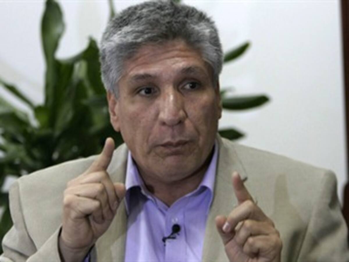 Sigifredo López colaborará en defensa de Luis Alfredo Ramos