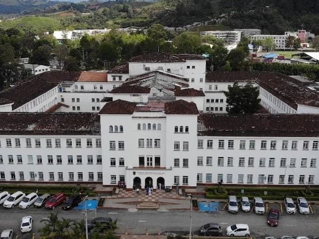 Los dos ciudadanos diagnosticados laboran en el área administrativa del servicio farmacéutico. Foto: Hospital San José