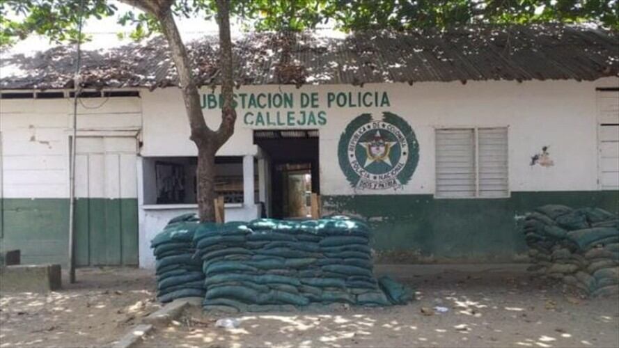 Estas fueron las reacciones de las autoridades ante el funcionamiento de varias estaciones en casas de tabla y techo de palma en Córdoba.Foto:cortesía.