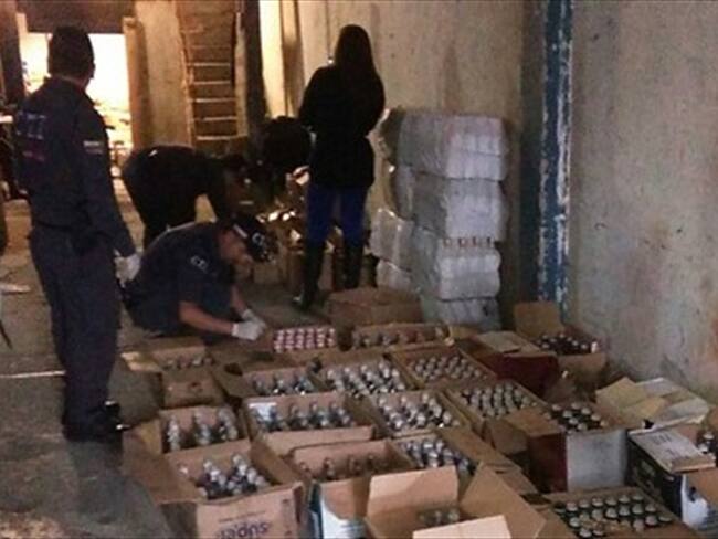 Operativos del CTI contra el licor adulterado. Foto: Colprensa