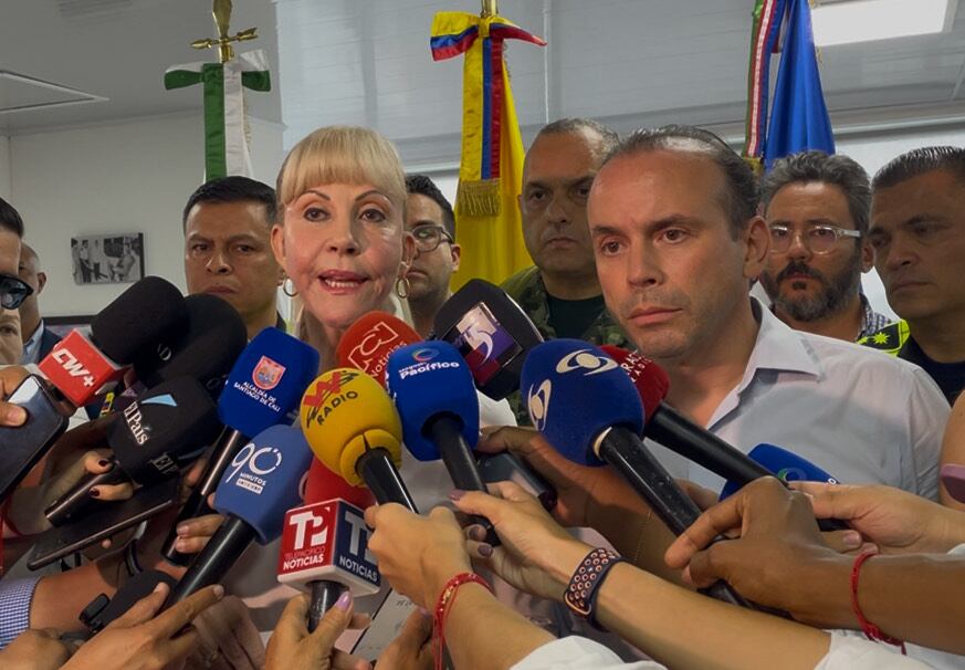 Dilian Francisca Toro y Alejandro Eder. Foto: W Radio