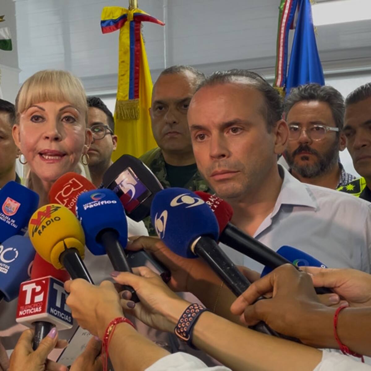 Gobernadora del Valle y alcaldes piden al presidente Petro consejo de seguridad urgente