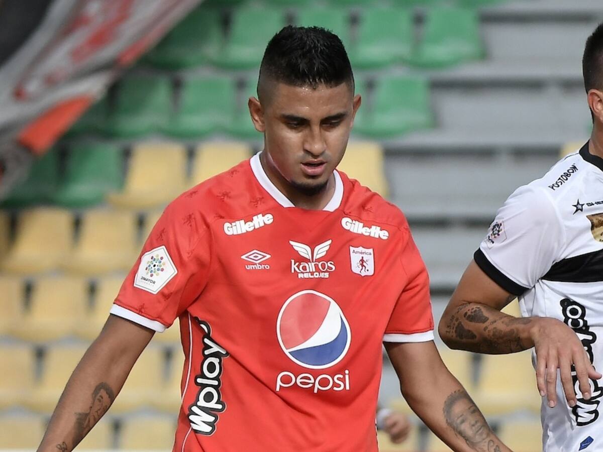 Brutal patada de Jerson Malagón a la rodilla de Cristian Trujillo