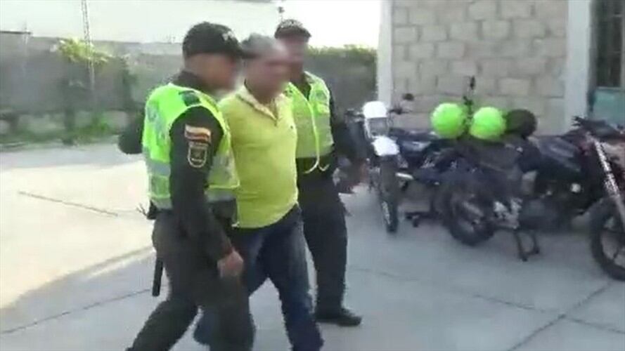 El hombre es el coordinador de un grupo de oración de una Iglesia Cristiana y aprovechando sus condiciones de líder espiritual, habría abusado en repetidas ocasiones de un menor de 13 años. Foto: Cortesía Policía