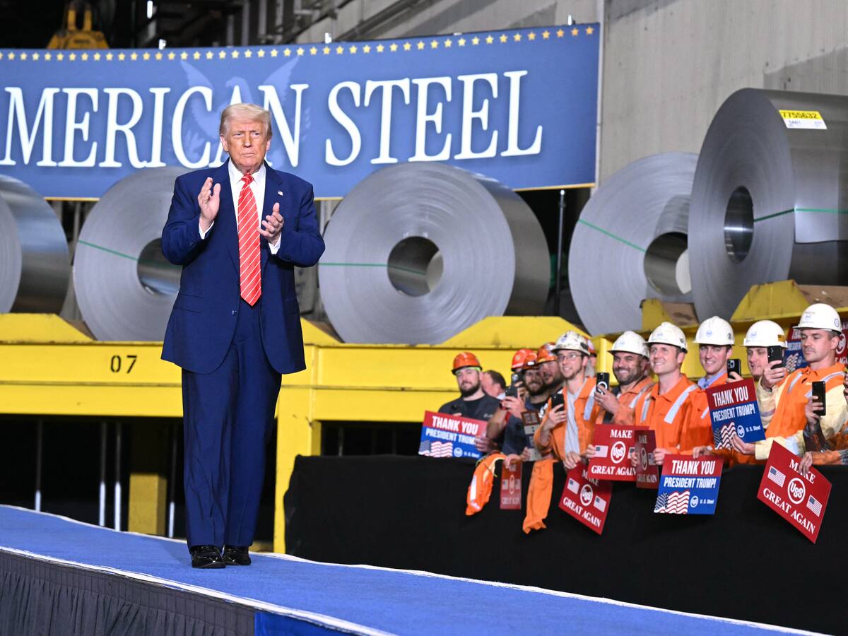 Trump anunció que subirá los aranceles al acero del 25% al 50%