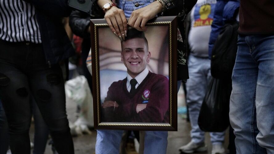 Imagen de Dilan Cruz, joven asesinado en manifestaciones colombianas en 2019. Foto: Colprensa-Sergio Acero
