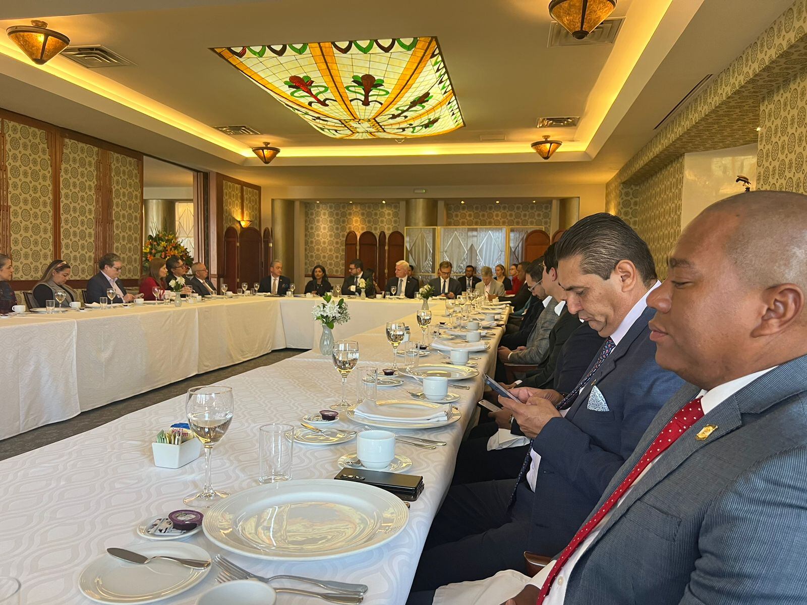 Comisión Primera de la Cámara de Representantes en reunión con delegados de EE.UU. | Foto: Cámara de Representantes