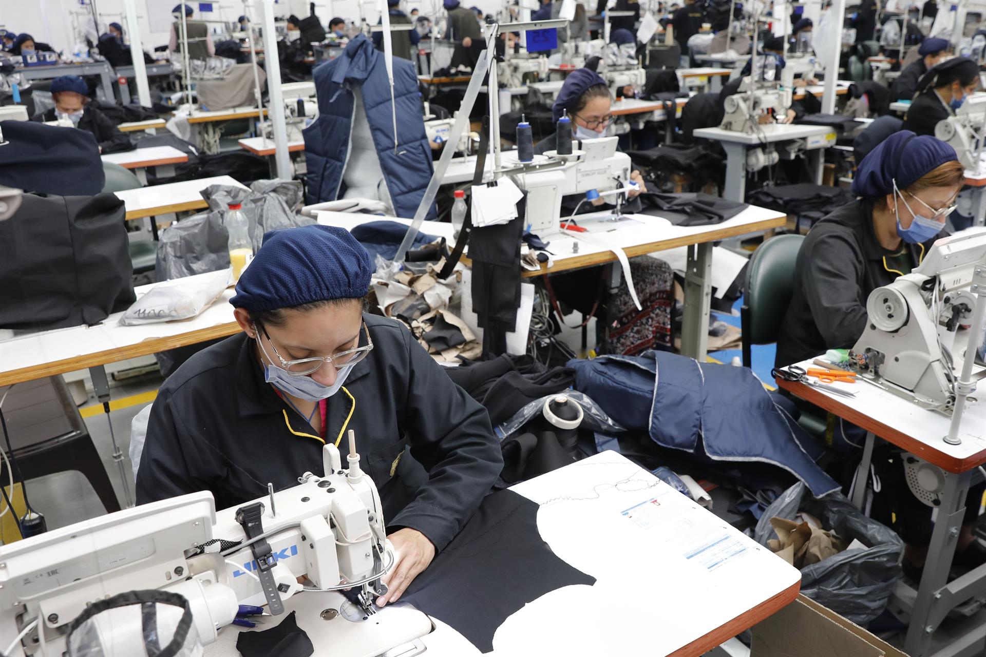 MC Armor, fabrica de prendas blindadas (Foto: EFE/ Carlos Ortega)