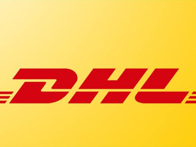 DHL se une a la campaña de fin de año de W Radio, Pa'lante Pacífico . Foto: Facebook/ DHL