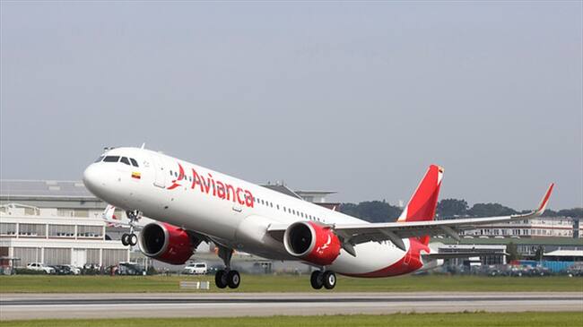 Por constantes cierres de la vía Bogotá–Villavicencio, Avianca dispone vuelos adicionales. Foto: Colprensa