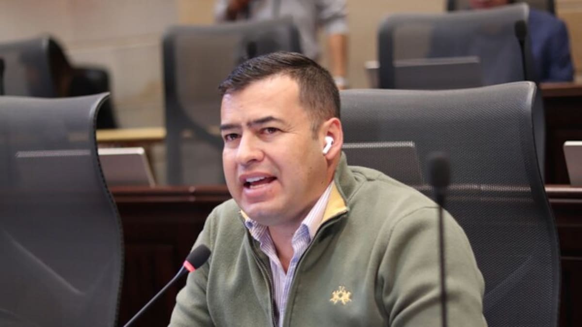 Liberales no eligieron candidato para Presidencia de Cámara: 19 apoyarán a Raúl Salamanca