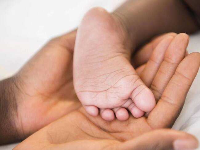 Imagen de referencia de bebé. Foto: Getty Images. / JGI/Jamie Grill/Blend Images