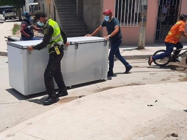 Recuperan electrodomésticos saqueados en Ciénaga, Magdalena . Foto: Cortesía Policía Metropolitana de Santa Marta