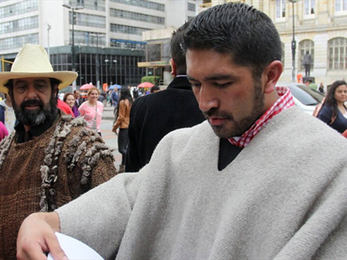 Se valieron de mí para firmar un contrato: campesino que denunció a César Pachón