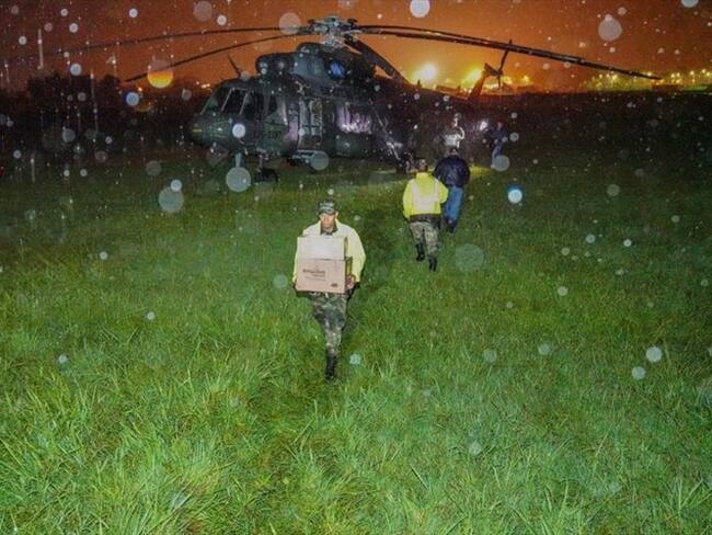 Ejército transportó cerca de 2 toneladas de insumos médicos al Cauca. Foto: Ejército Nacional