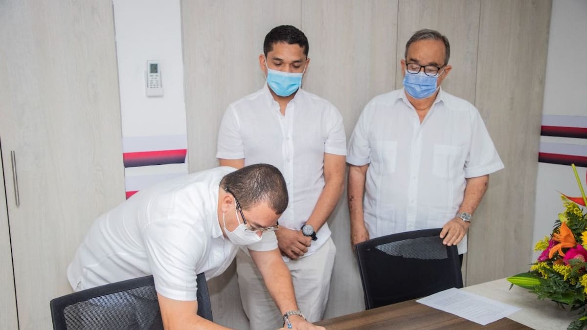 Tomó posesión el contralor departamental del Magdalena