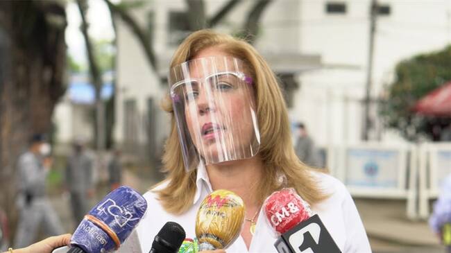 La mandataria permanece hospitalizada en una clínica del sur de Cali. Foto: Cortesía