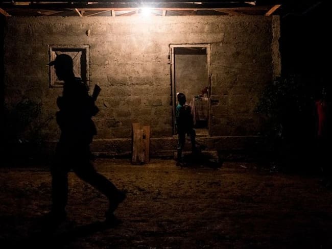Tras una presunta incursión de sujetos armados en zona rural de No&#769;vita (Choco&#769;) se produjo el secuestro de varios habitantes de esta comunidad. Foto: Getty Images
