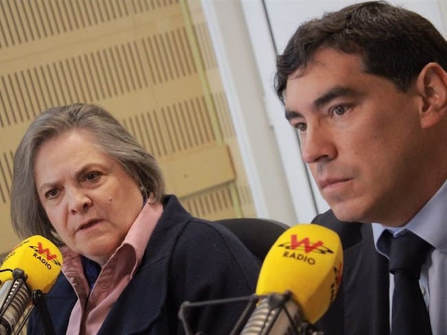 Álvaro Hernán Prada y Clara López. Foto: La W con Vicky Dávila