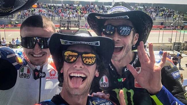 No puedo creer que le gané a Valentino, es mi ídolo: Alex Rins. Foto: Moto GP