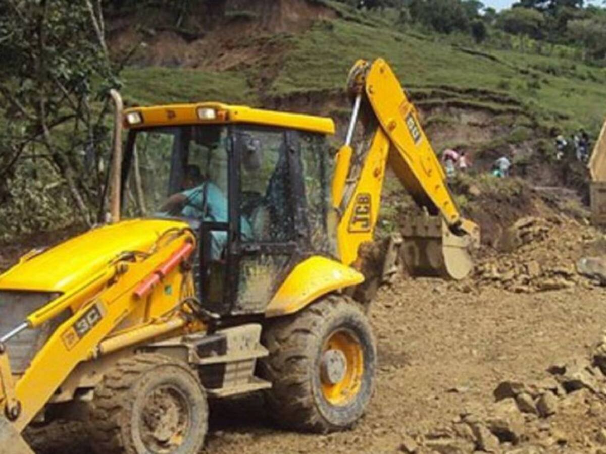 Invías atiende emergencia en vía El Banco-Chimichagua-Cuatro Vientos en el Magdalena