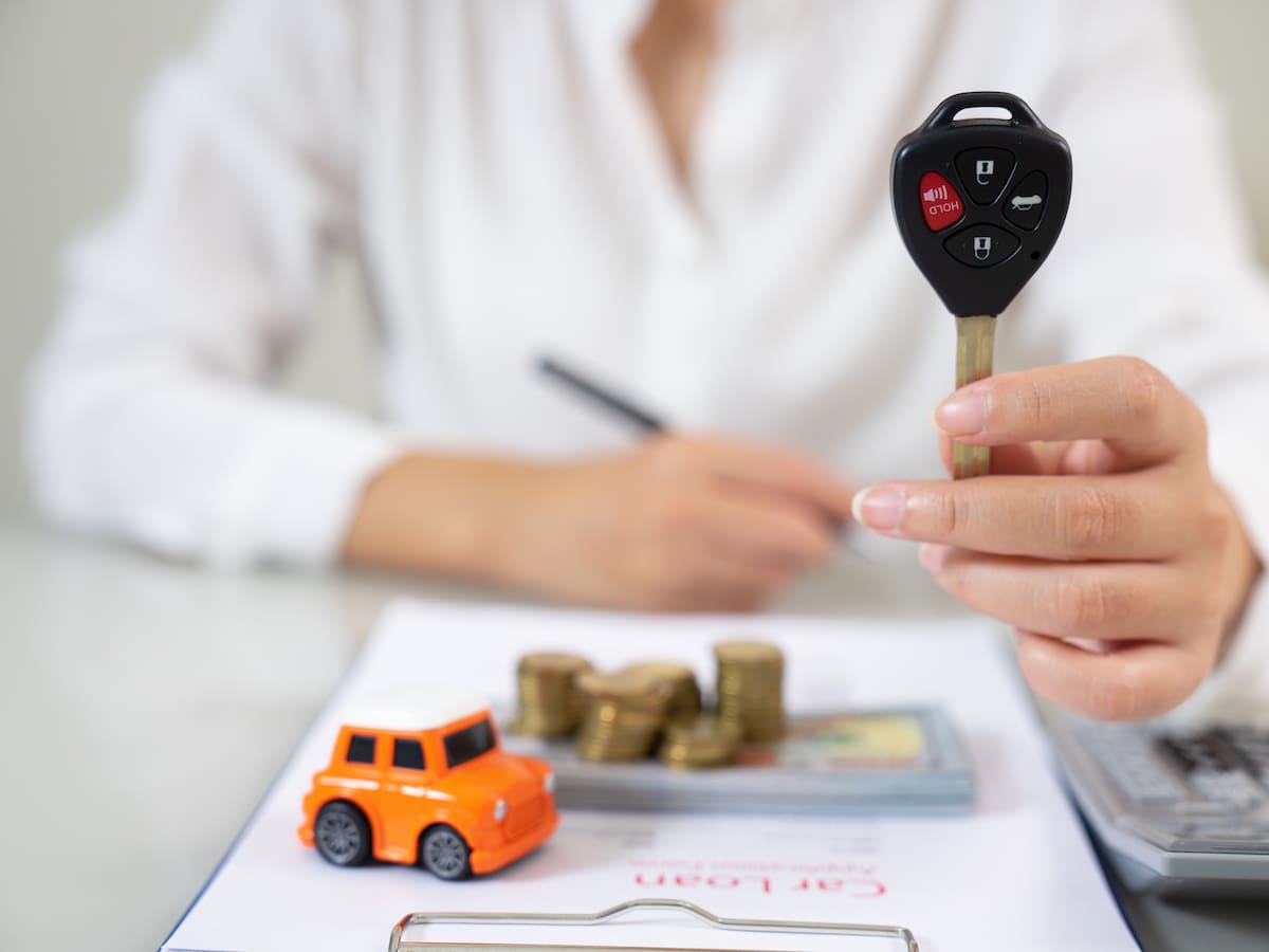 Este sería el salario mínimo necesario para poder adquirir carro en 2025: Ingresos vs. cuota a pagar