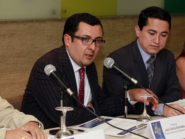Contralor de Bogotá debe renunciar tras investigaciones en la Fiscalía: concejal Flórez