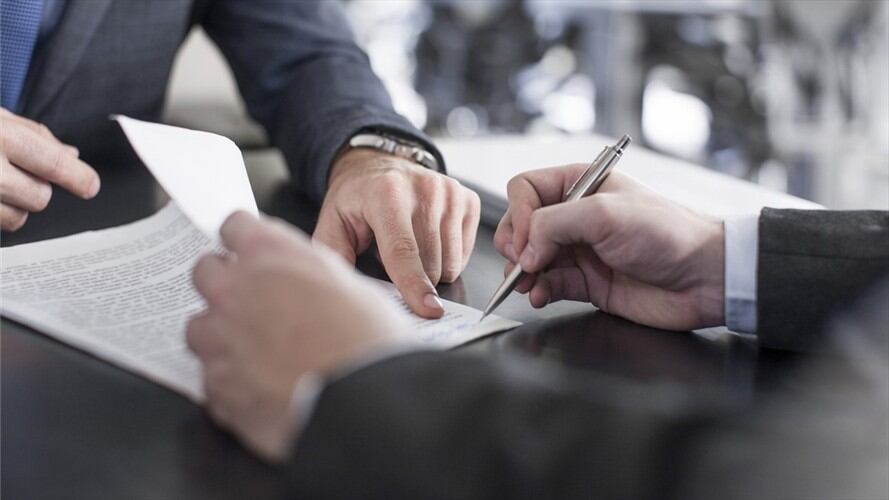 Fenalco considera "indispensable" la realización de una audiencia pública sobre el articulado del texto aprobado en tercer debate del proyecto de ley de pago a plazos justos. Foto: Getty Images