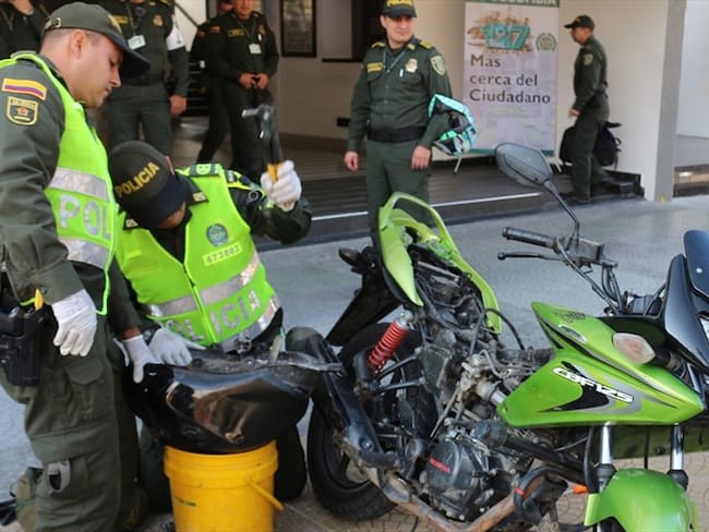 Unidades de la Policía Nacional lograron la incautación de siete kilos y medio de base de coca que eran movilizados en una motocicleta. Foto: Policía Nacional