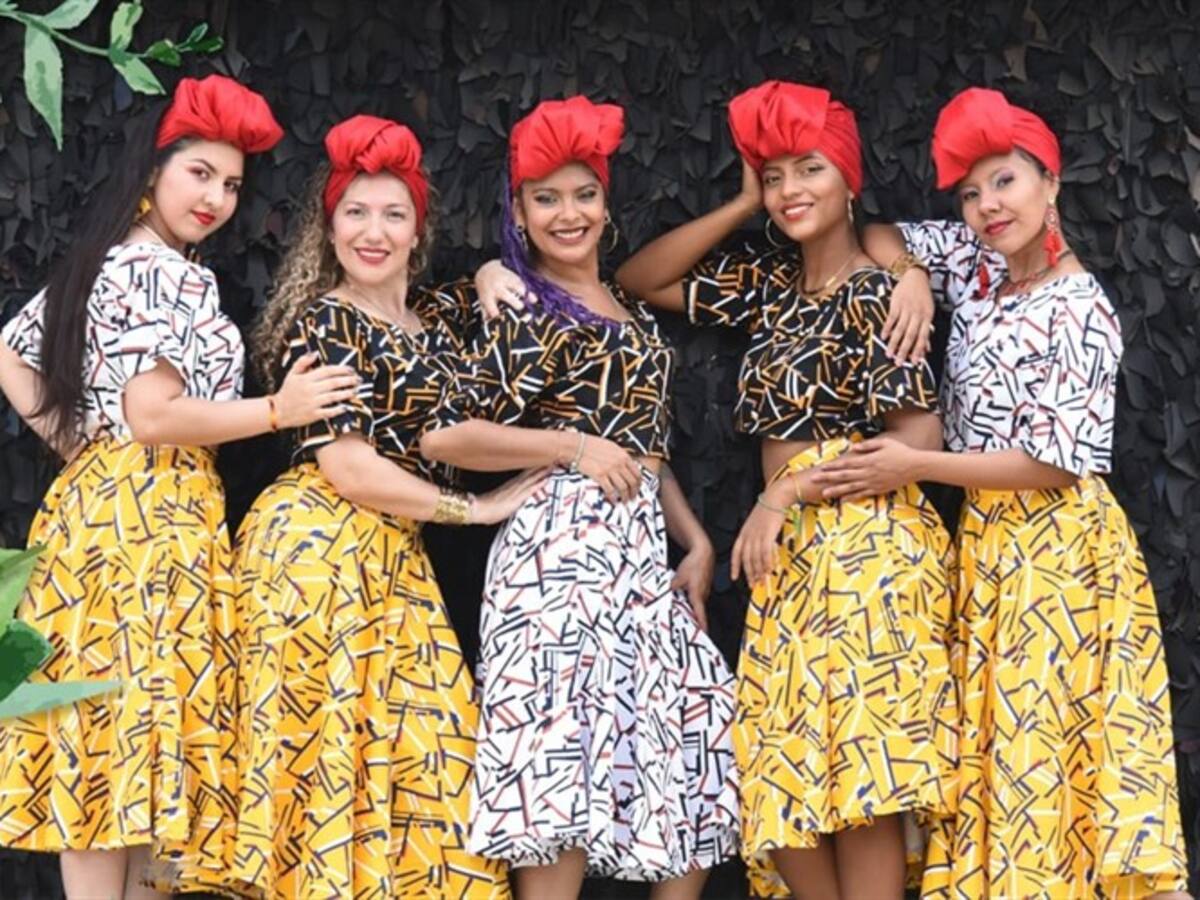 Enkelé, la agrupación femenina que lucha contra el machismo en el baile cantao